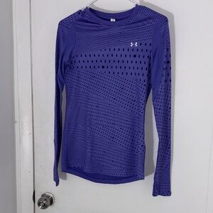 Under Armour Women’s Purple Long-Sleeve Ventilated Performance Tee